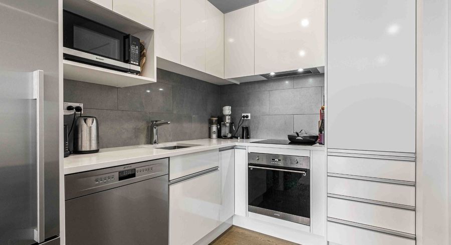  at 105/26B  Racecourse Parade, Avondale, Auckland City, Auckland
