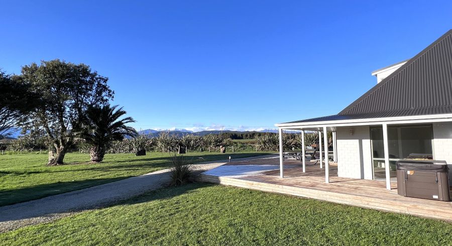  at 32 Greyhound Road, Arahura Valley