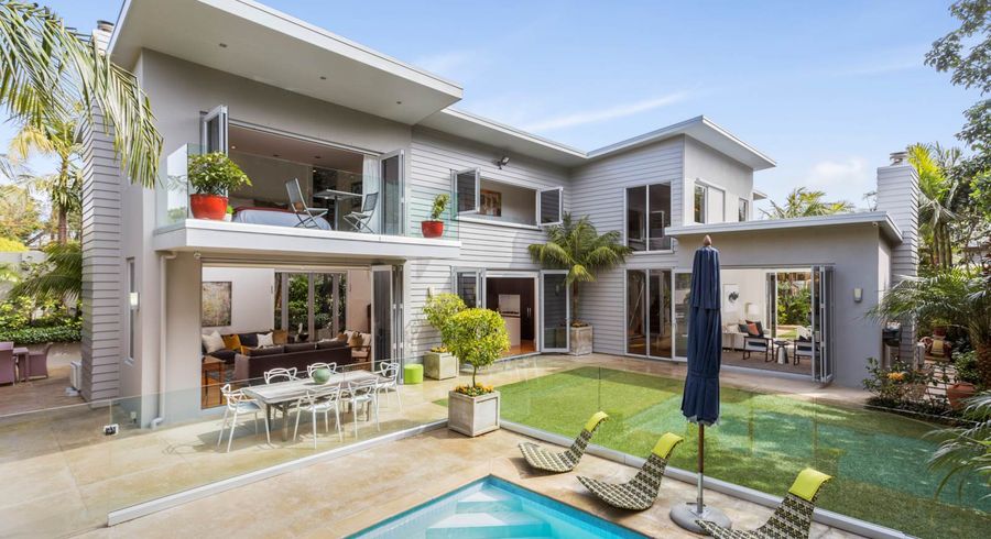  at 17 Summerhill Place, Saint Heliers, Auckland