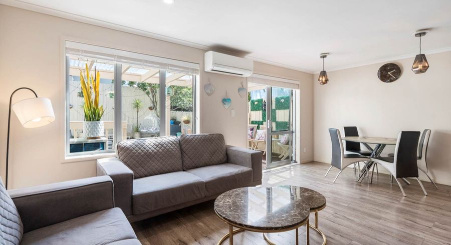  at 10  Chapel Road, Flat Bush, Manukau City, Auckland