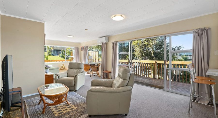  at 1/5 Zita Avenue, Matakatia Bay, Rodney, Auckland