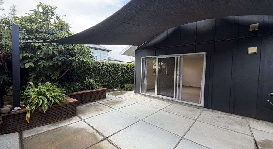  at 702A Oak Road, Akina, Hastings, Hawke's Bay