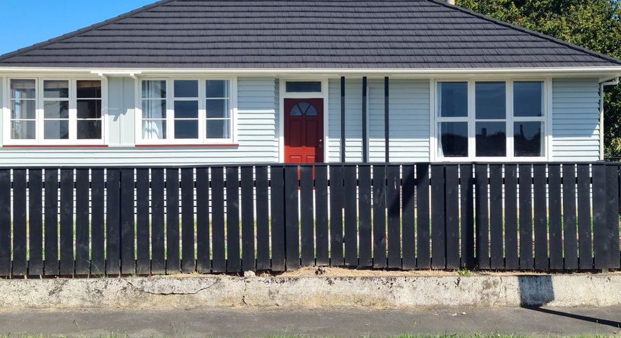  at 16 Avon Terrace, Roslyn, Palmerston North, Manawatu / Whanganui