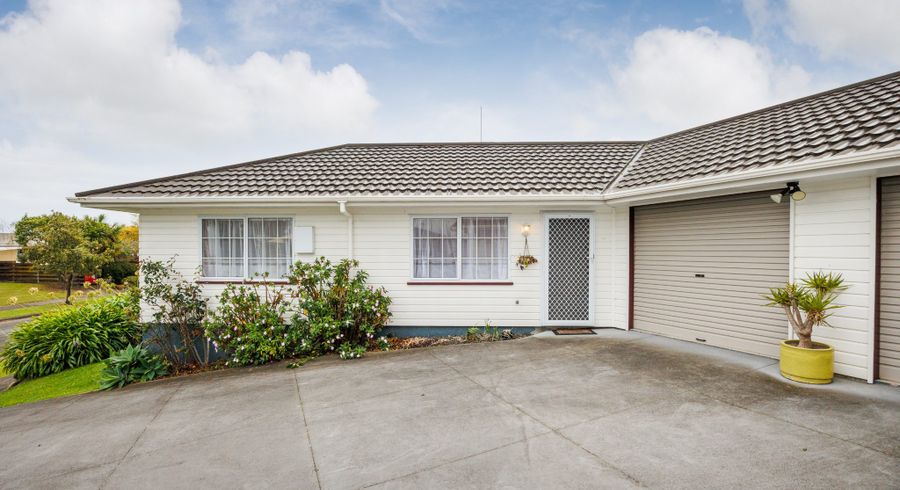  at 42a Pinedale Parade, Milson, Palmerston North, Manawatu / Whanganui