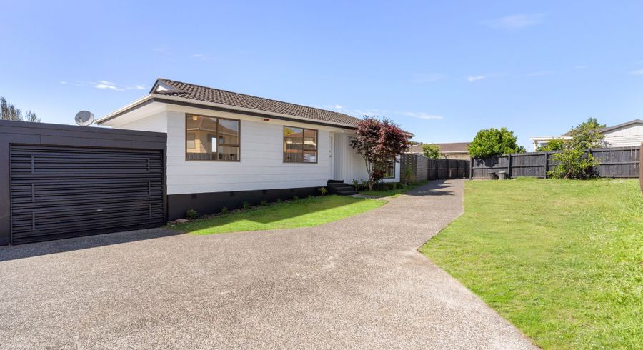  at 1/10 Catkin Crescent, Papatoetoe, Auckland