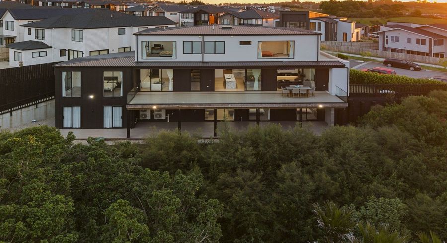  at 326 Flat Bush School Road, Flat Bush, Manukau City, Auckland