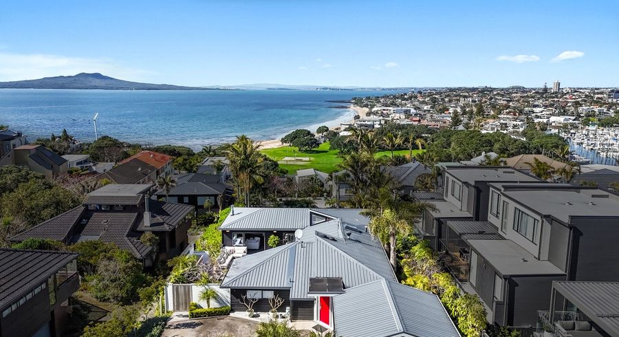  at 2/16 Marama Street, Castor Bay, North Shore City, Auckland
