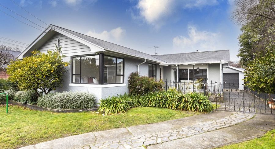  at 48 Stanbury Avenue, Somerfield, Christchurch