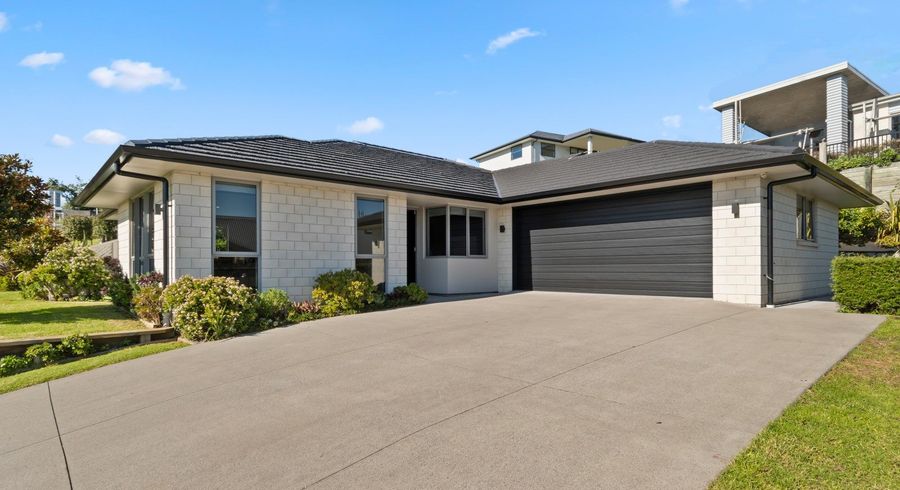  at 52 Mortlake Heights, Pyes Pa, Tauranga