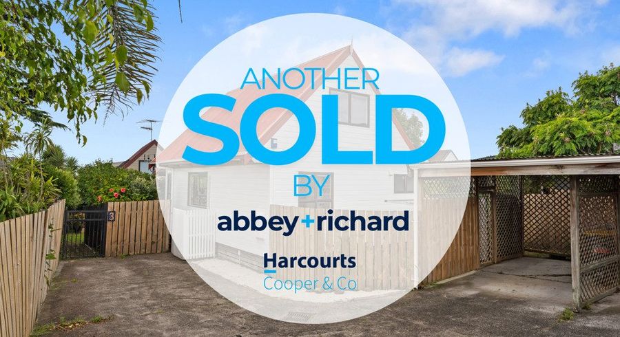  at 2/13 Eden View Road, Sandringham, Auckland