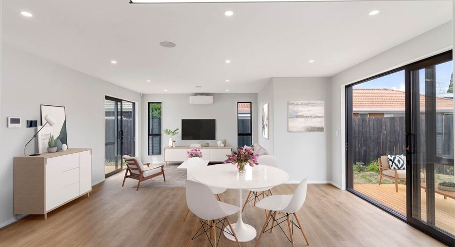  at 7a Edgewater Grove, Orewa, Rodney, Auckland
