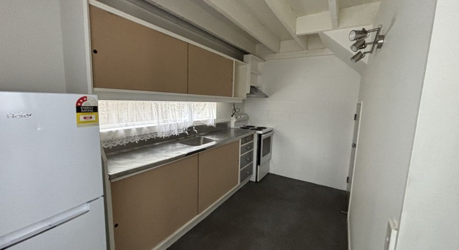  at 6/120 Randwick Rd, Moera, Lower Hutt, Wellington