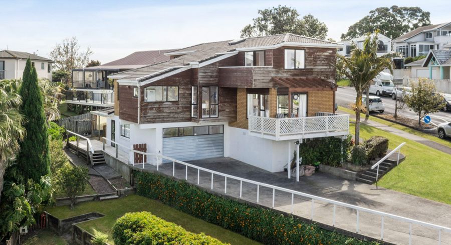  at 88 Lagoon Way, West Harbour, Auckland