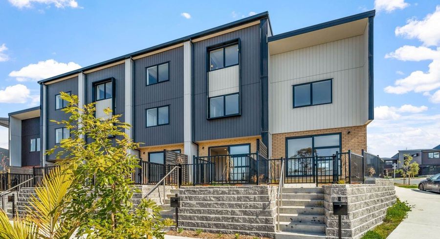  at 82 Selo Street, Glen Eden, Auckland