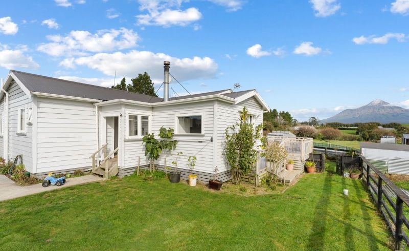  at 4 Denbigh Road, Midhirst, Stratford