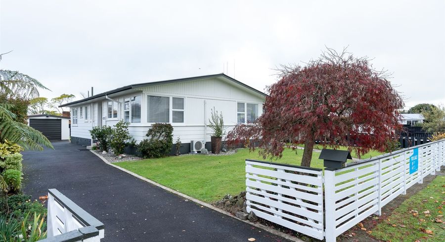  at 10 Katherine Place, Melville, Hamilton