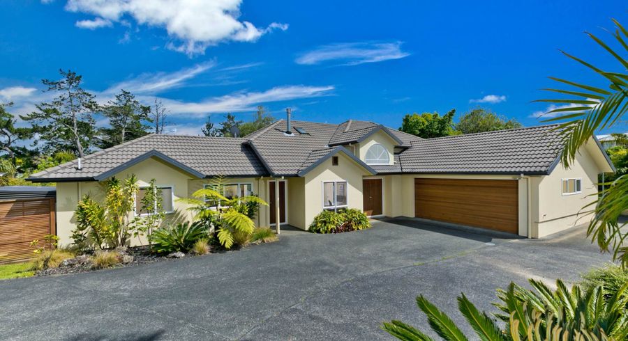  at 37 Churchouse Road, Greenhithe, Auckland