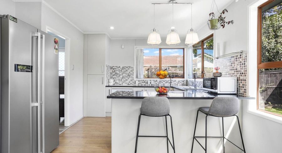  at 5  Holborn Place, Papatoetoe, Manukau City, Auckland