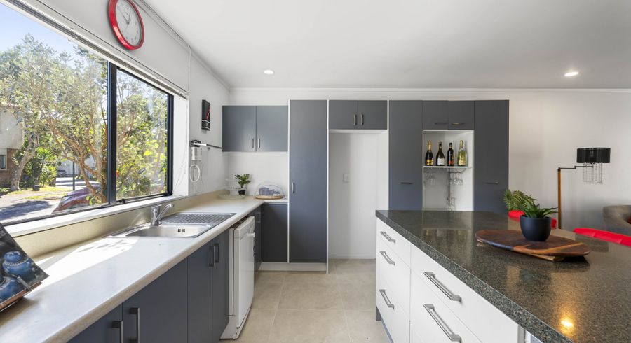  at 3 Elwarth Way, Ranui, Waitakere City, Auckland