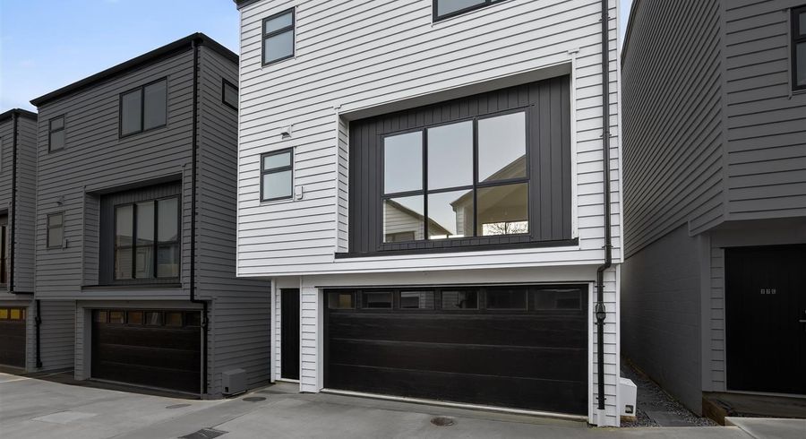  at 27 Jandell Crescent, Bucklands Beach, Manukau City, Auckland