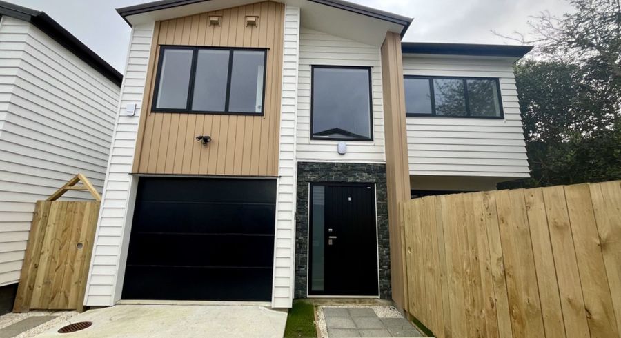  at 8 Elegant Lane, Ranui, Waitakere City, Auckland