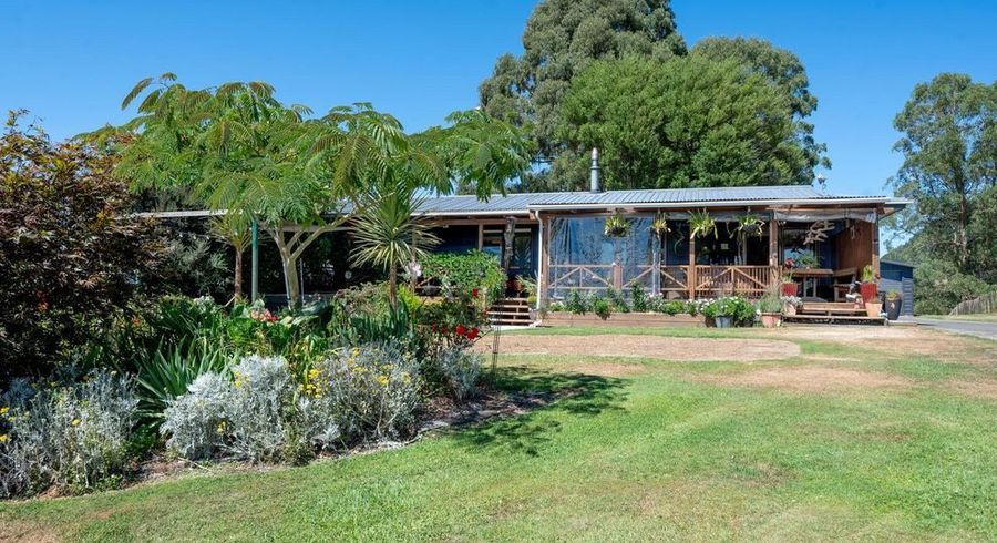  at 402 Apirana Road, Horohoro