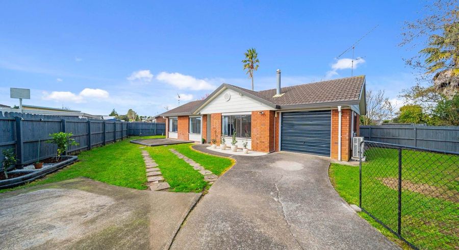  at 4 Horlicks Place, Randwick Park, Manukau City, Auckland