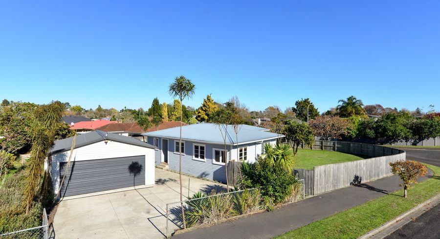  at 24 Bretton Terrace, Hillcrest, Hamilton