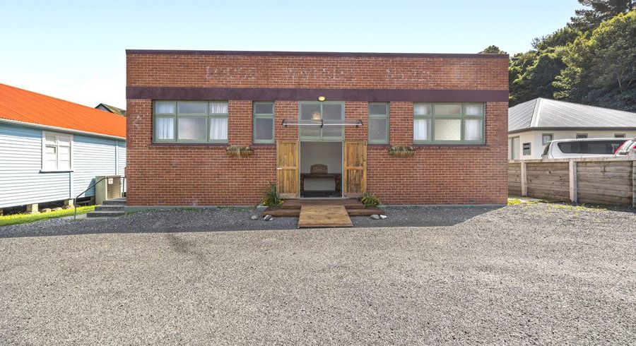  at 9 Shore Street, Andersons Bay, Dunedin, Otago