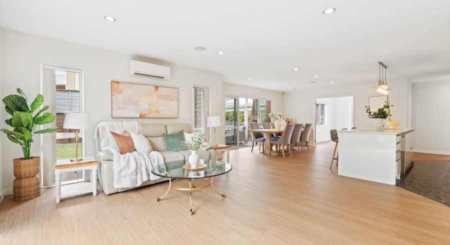  at 51 Sohlue Place, Oteha, North Shore City, Auckland