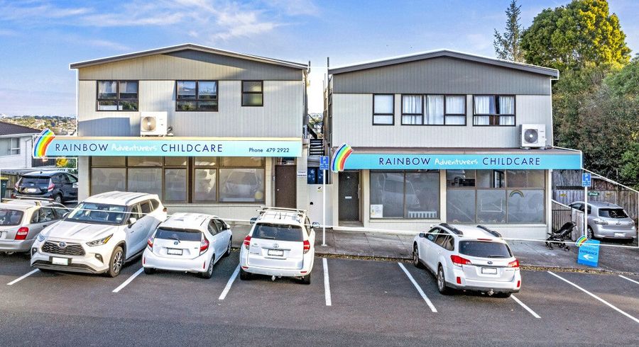  at 12 Laurina Road, Sunnynook, North Shore City, Auckland