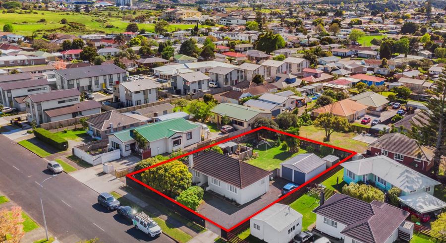  at 19 Sturdee Road, Manurewa, Auckland