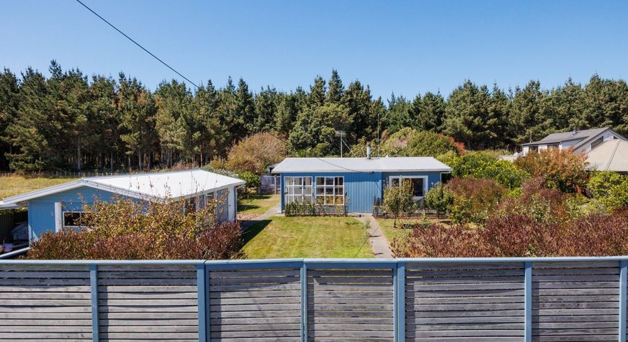  at 15 Ferry Street, Foxton Beach, Horowhenua, Manawatu / Whanganui