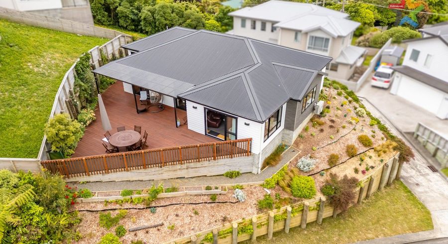  at 6 Poto Road, Normandale, Lower Hutt