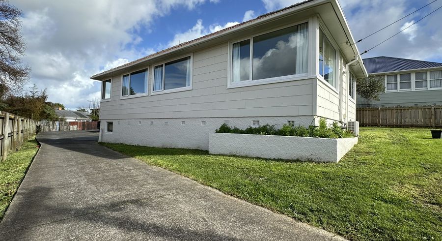  at 4 Caen Road, Panmure, Auckland City, Auckland