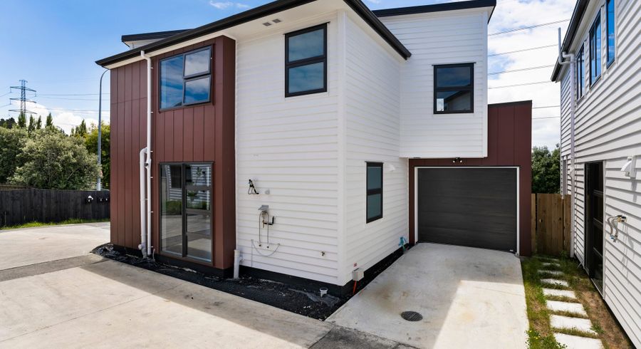  at 67F Stratford Road, Alfriston, Manukau City, Auckland