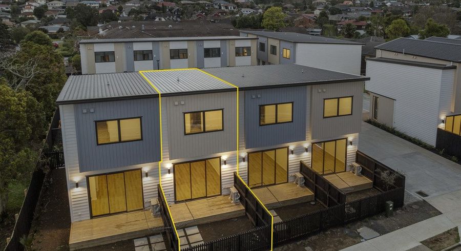  at 3/103 Botany Road, Botany Downs, Manukau City, Auckland