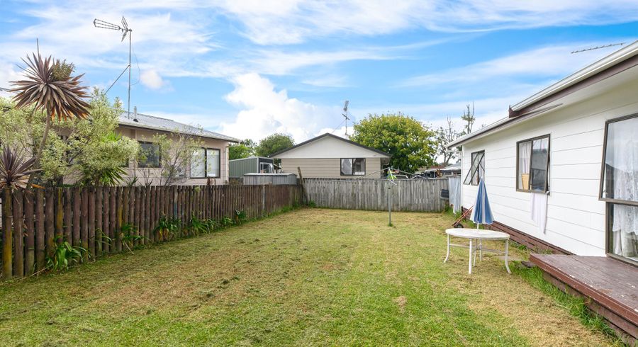 at 1/44 Shifnal Drive, Randwick Park, Manukau City, Auckland