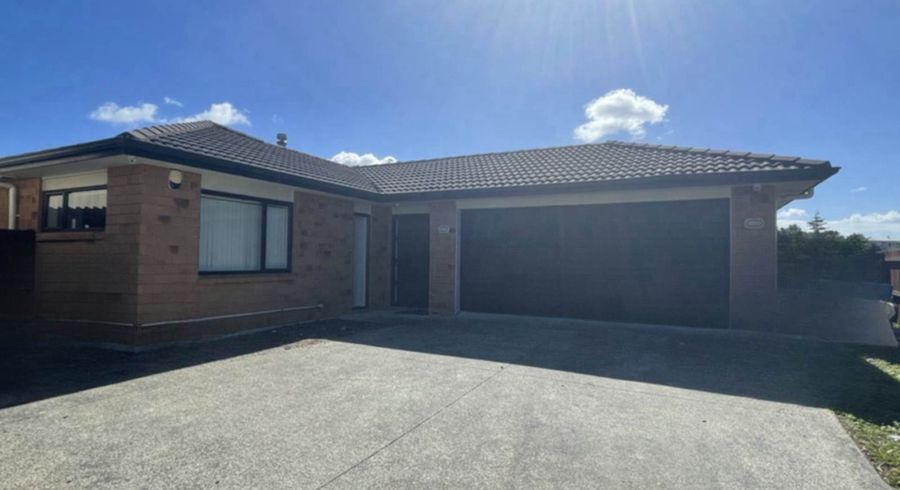  at 37 Cityview Place, Massey, Auckland