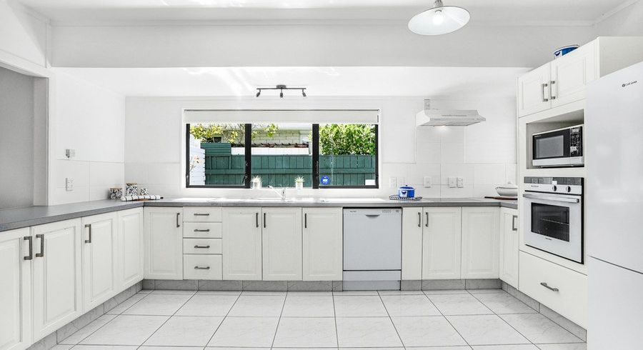  at 19A Colin Grove, Lower Hutt, Lower Hutt, Wellington