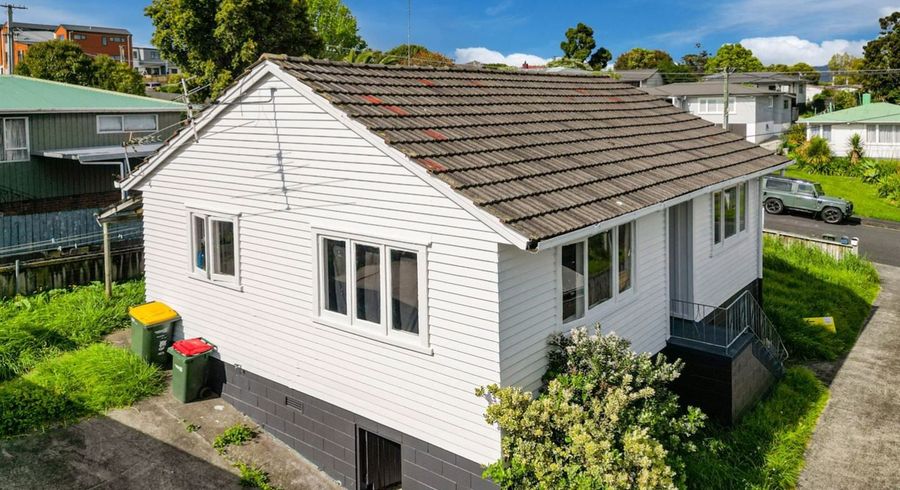  at 17A Kereru Street, Henderson, Waitakere City, Auckland