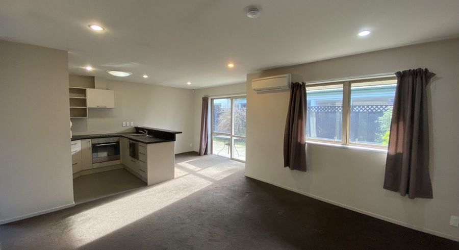  at 2/105 Rattray Street, Riccarton, Christchurch City, Canterbury