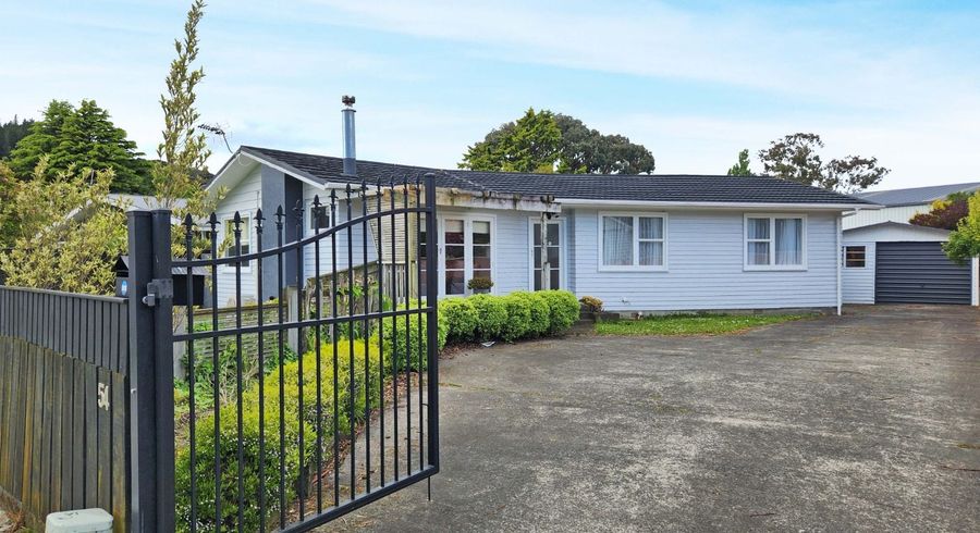  at 54 Parkway, Wainuiomata, Lower Hutt, Wellington