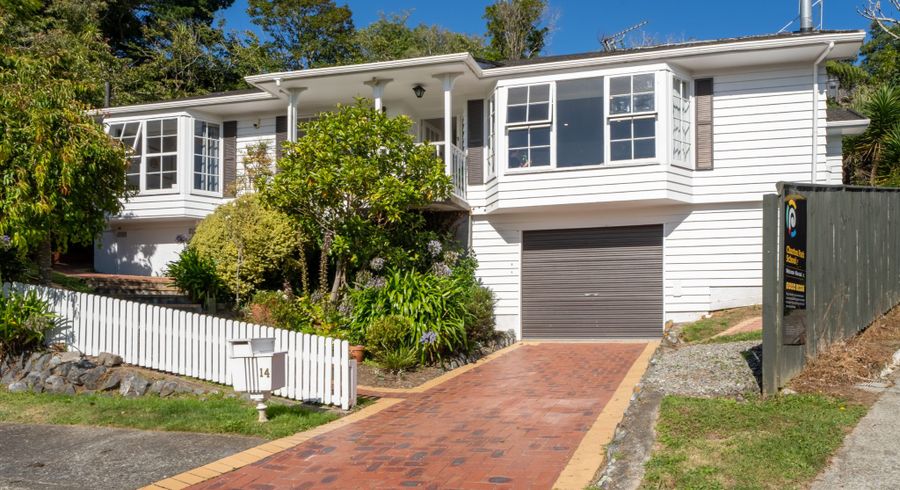  at 14 Dormar Place, Churton Park, Wellington