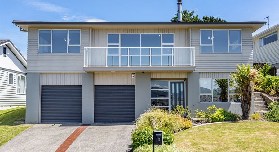  at 116 Kahu Road, Paremata, Porirua