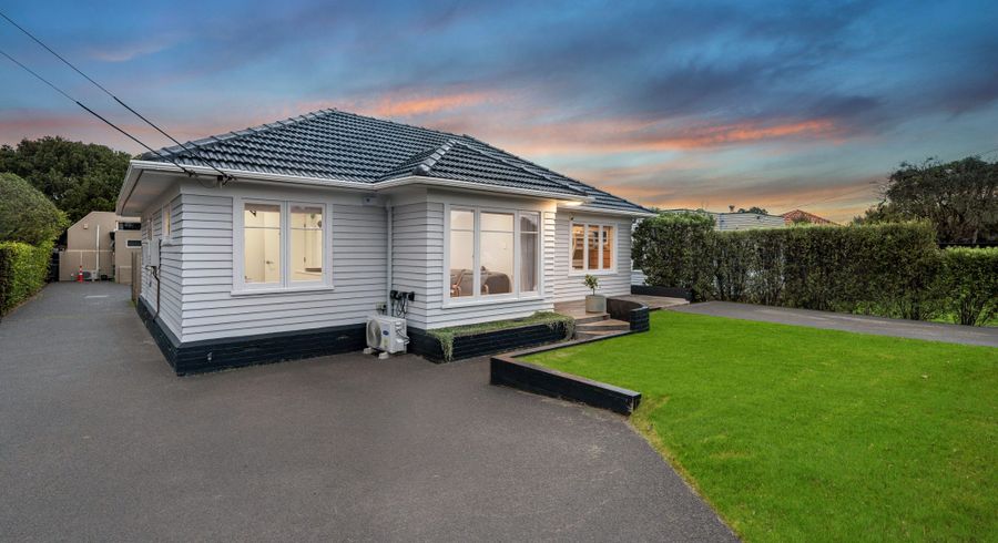  at 82 Michaels Avenue, Ellerslie, Auckland