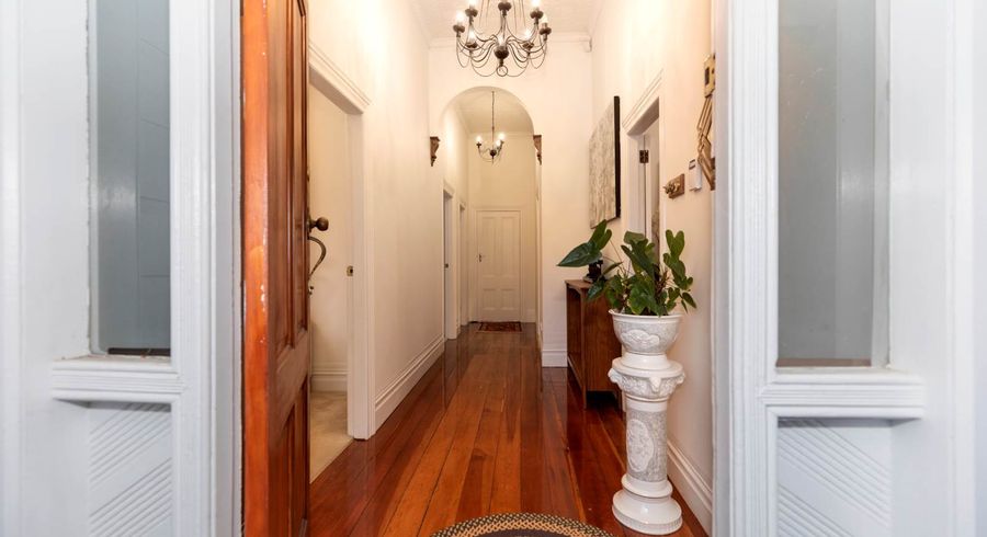  at 91 Clonbern Road, Remuera, Auckland