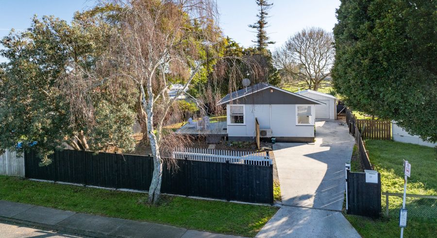  at 27 Jupiter Street, Rosehill, Papakura