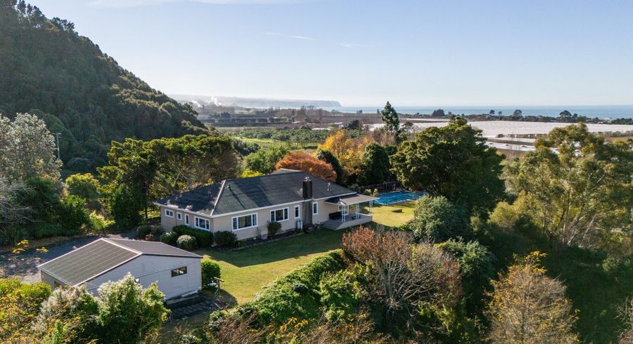 at 755 Main North Road, Bay View, Napier
