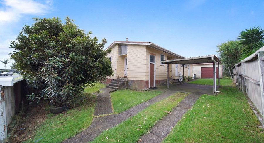  at 75 Calthorp Close, Favona, Auckland